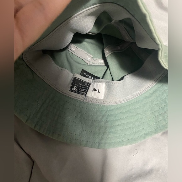 Aritzia bucket hat - Picture 2 of 2